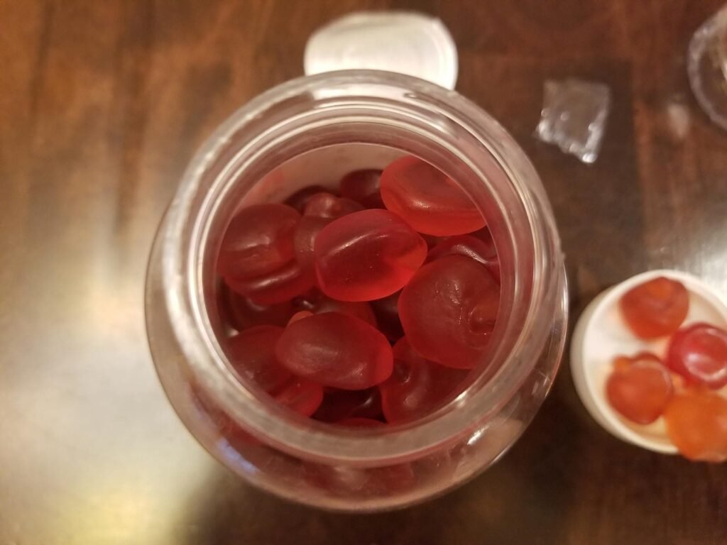 What's inside a box of ACV Gummies